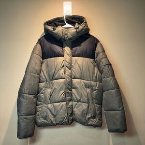 H&M Divided Olive Green Black Puffer Jacket Coat Men’s Size Medium